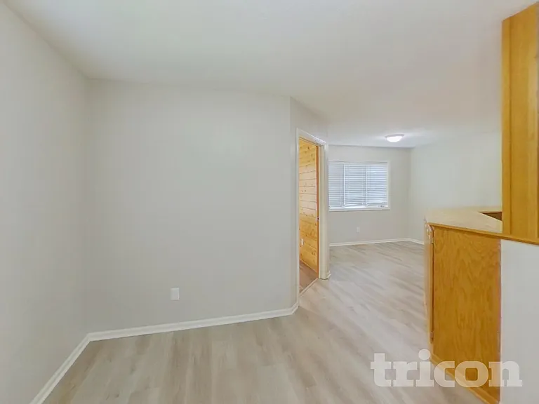 209 Greenbriar Ln — Photo 6