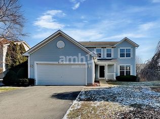 2512 River Bend Ln, Plainfield, IL 60586