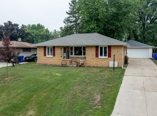 1020 Draper St, Kaukauna, WI 54130