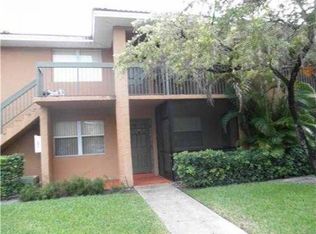 704 NW 103rd Ter #102, Hollywood, FL 33026