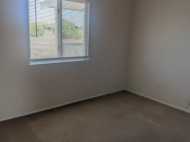 10233 La Paz Dr NW — Photo 12