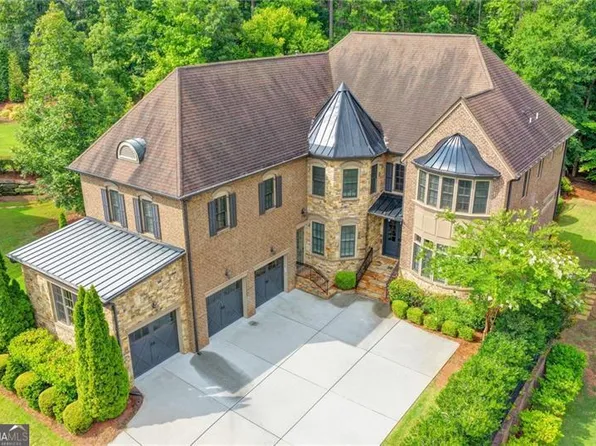 215 Penrith Pl, Sandy Springs, GA 30350