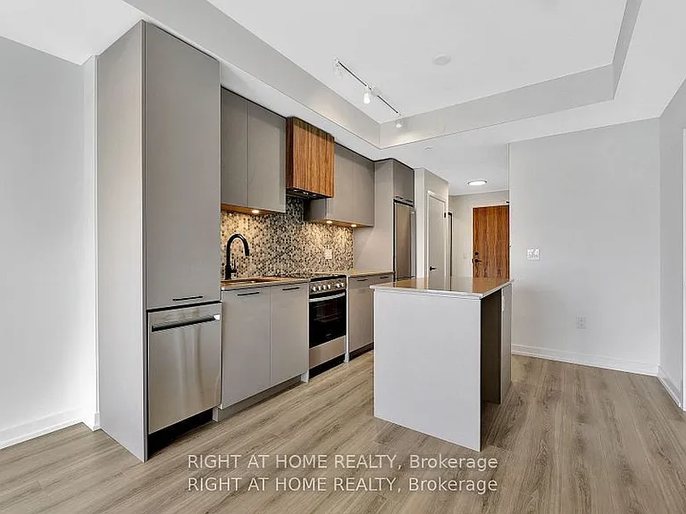 10 Lagerfeld Dr #401 — Photo 18