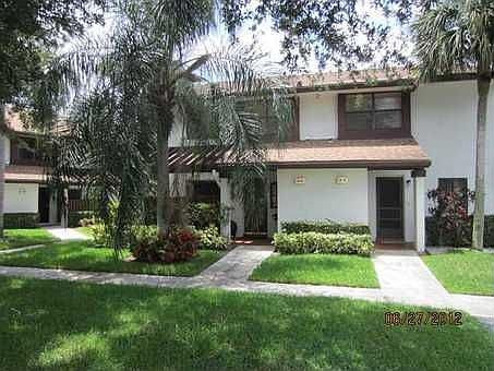 1st image of 4324 Carambola Cir N