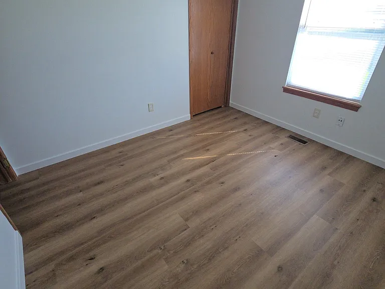 609 S Longbranch Dr — Photo 20