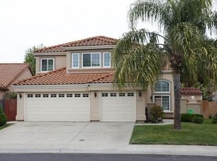 8959 Old Creek Dr, Elk Grove, CA 95758
