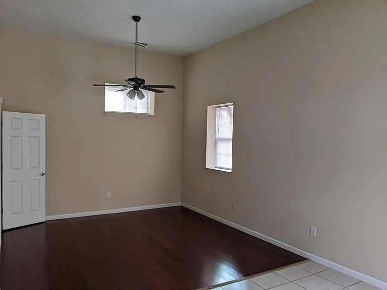 3326 Ruckle St — Photo 10
