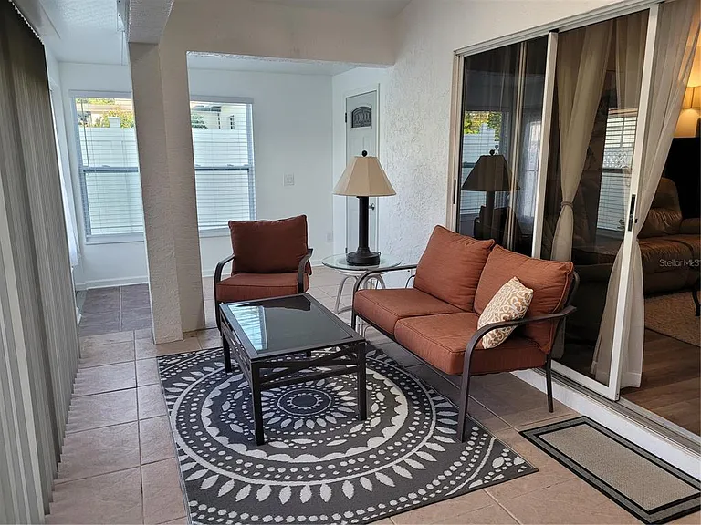 14277 Palm Ter — Photo 27