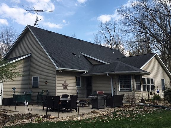 2nd image of 609 Greenwood Dr