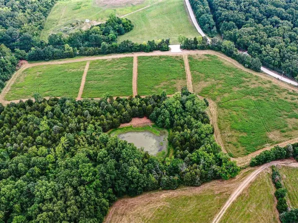 374 Blackmore Rd, Foley, MO 63347