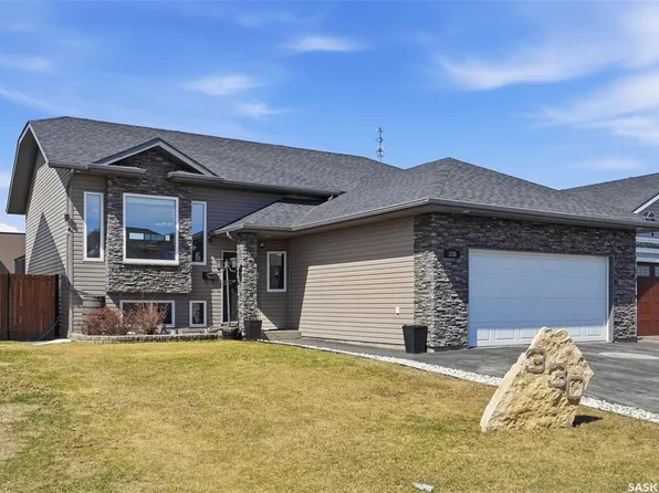 330 Player CRESCENT, Warman, SK S0K 4S1