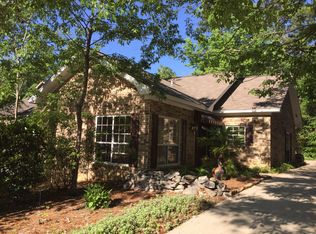109 17th Pl, Hattiesburg, MS 39402