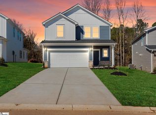415 Yellowstone Trl, Gray Court, SC 29645