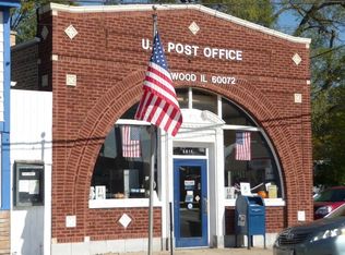 5016 Barnard Mill Rd, Ringwood, IL 60072