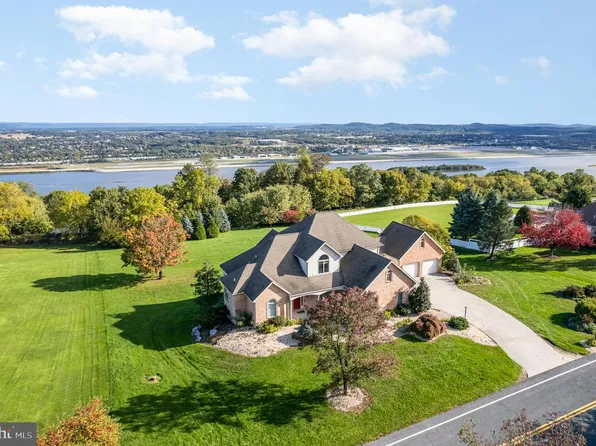 116 Mountain View Dr, Etters, PA 17319