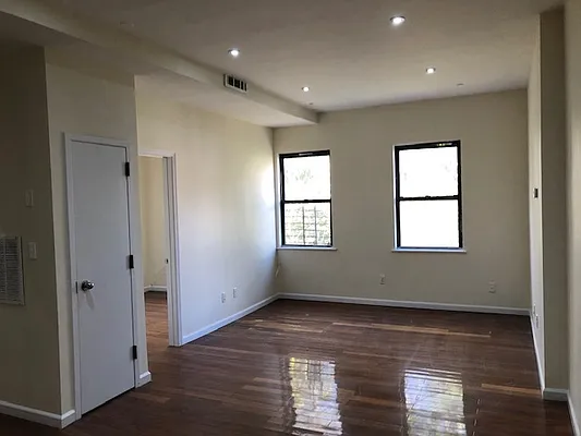 Rented by Friedman Roth Realty | media 2