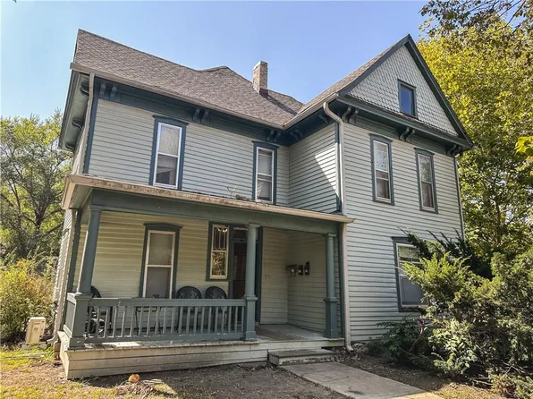 1101 Pennsylvania St, Lawrence, KS 66044