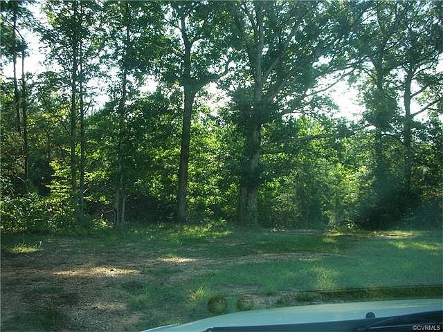 2nd image of 217 Rose Hill Rd