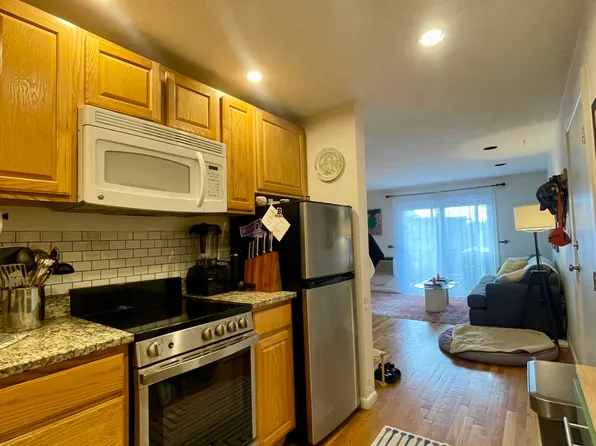 15 Euston Rd, Brighton, MA