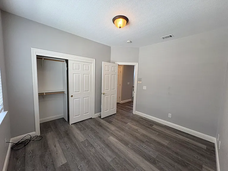 905 Gladiola Ln — Photo 19