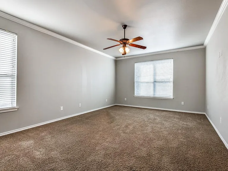 5819 Foxglove Ln — Photo 18