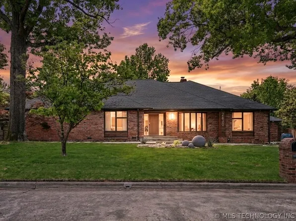 2430 E 32nd St, Tulsa, OK 74105