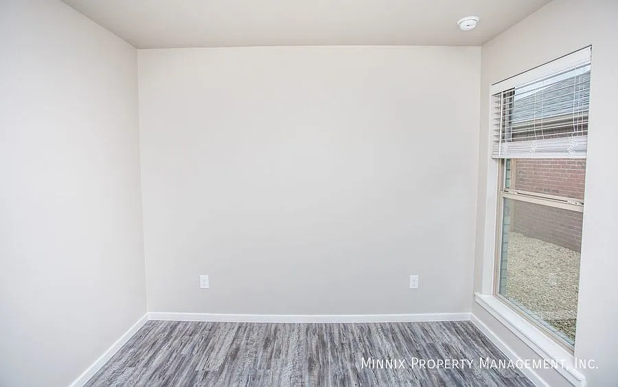 2123 N. Ave. J #A — Photo 4