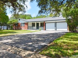 6 Ridge Dr, New Braunfels, TX 78130