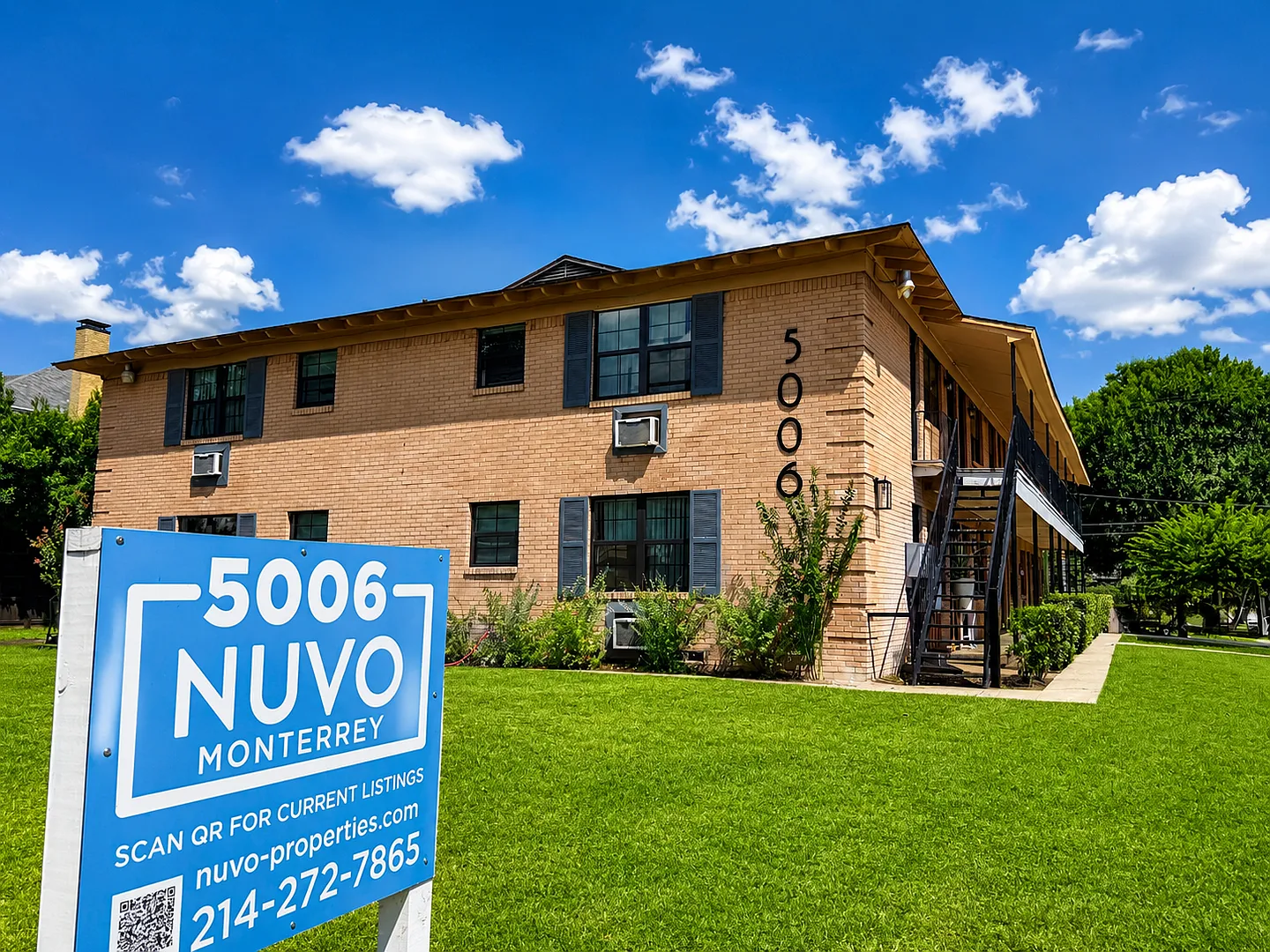 Stay Cool in a Newly Remodeled Apartment Starting at $1,100 + 6 Weeks FREE Rent! — Photo 4