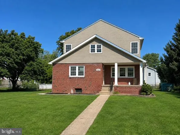 2924 June Ave, Bensalem, PA 19020
