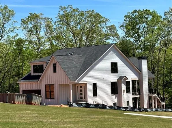 517 Rosedale Way, Seneca, SC 29672