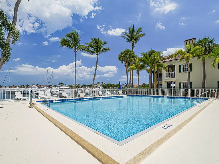 5225 E Harbor Village Dr #303 — Photo 32