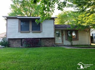 425 Toll St, Monroe, MI 48162