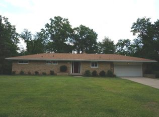 8812 Cavalier Dr, Cincinnati, OH 45231