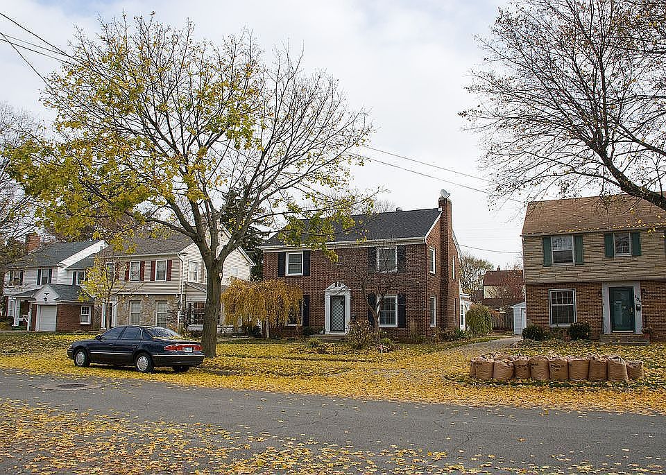 1st image of 2130 Godwin Ave SE