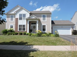 392 Horizon Ln, Dekalb, IL 60115