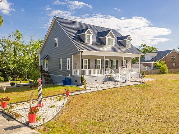 2nd image of 109 Pelican Dr