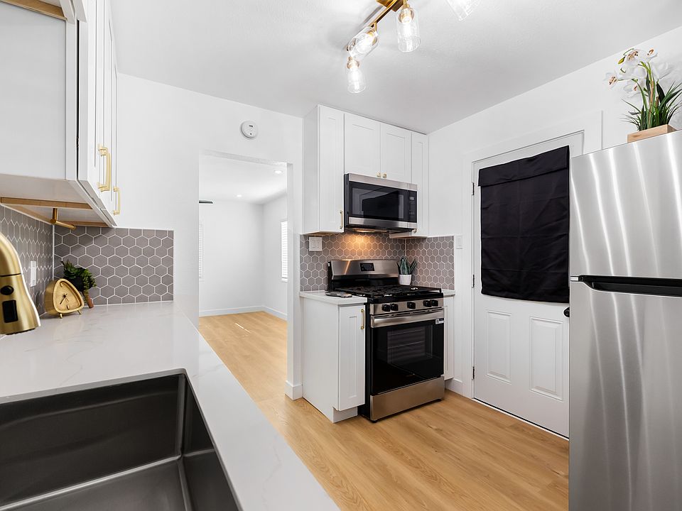 1st image of 553 E St APT D