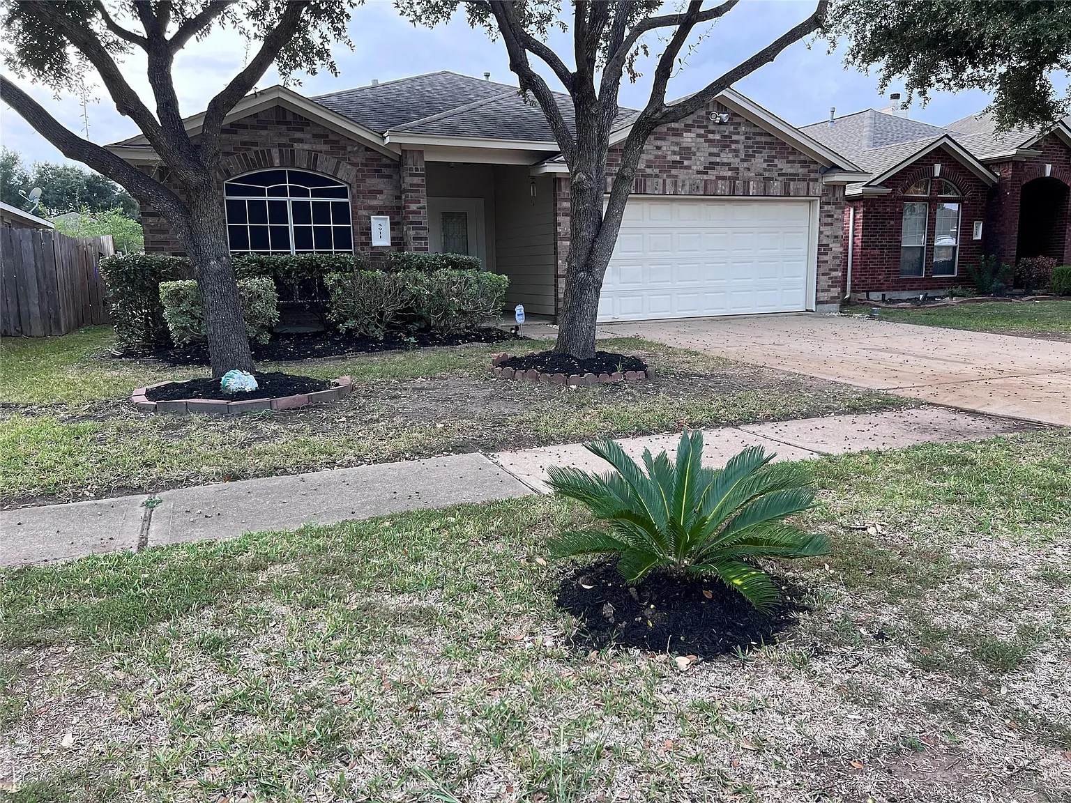 3 bed, 2.0 bath, 1477 sqft, $2,400 — Photo 4