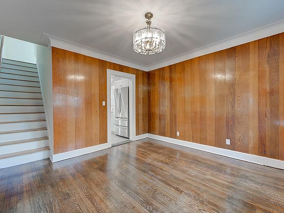 4th image of 150 Lexington Ave