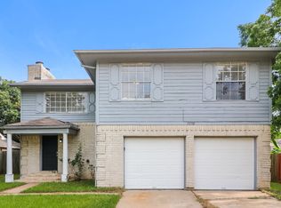 15310 Wildwood Lake Dr, Houston, TX 77083