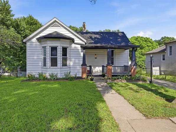 1113 9th Ave, Leavenworth, KS 66048