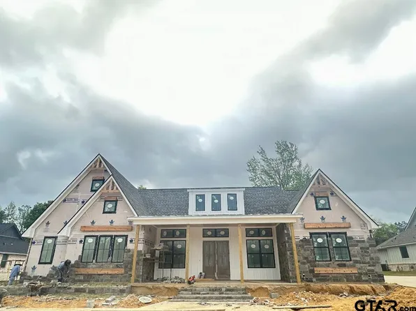 115 N Ryder Cup Trl, Lindale, TX 75771