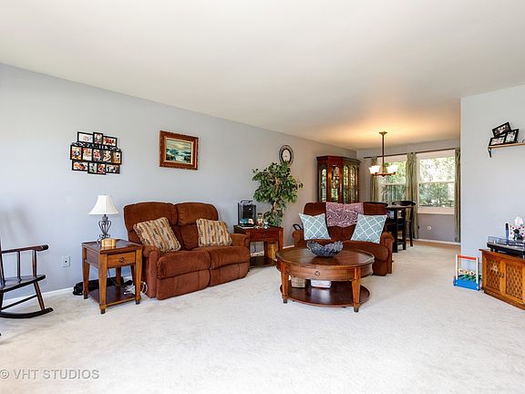 2nd image of 8336 Waterford Dr