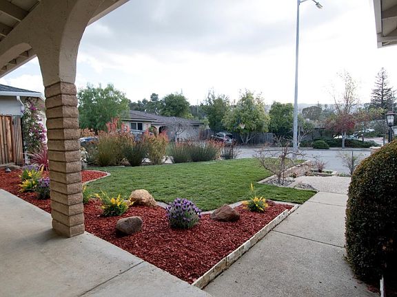 3rd image of 1664 Hyde Ct