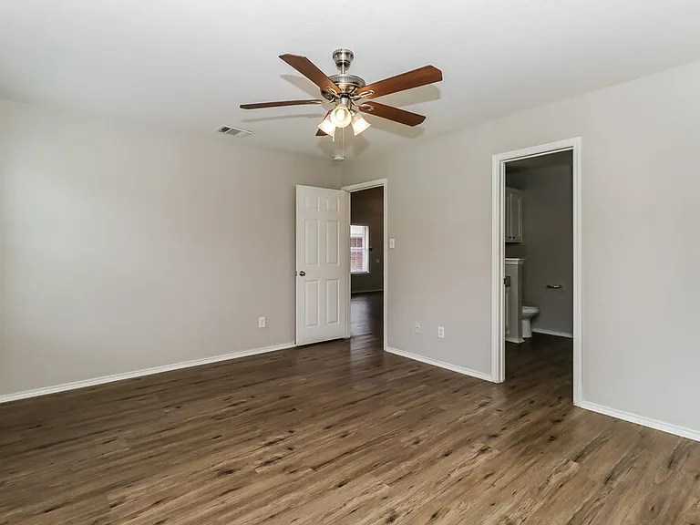 1416 Miss Allisons Way — Photo 9