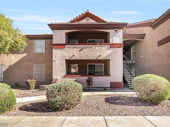 3rd image of 231 W Horizon Ridge Pkwy APT 1315