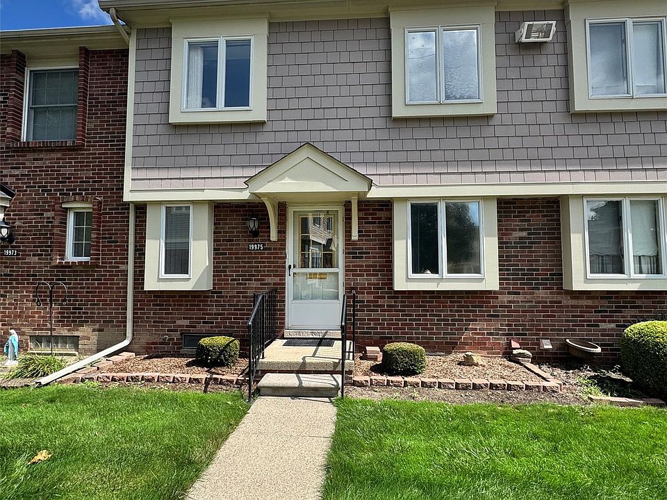 1st image of 19975 S Great Oaks Cir