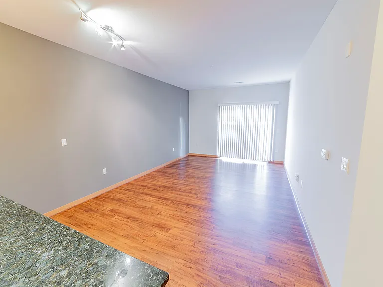 Mammoth Springs Apartments & Townhomes — Photo 66