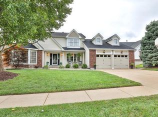 14 Thrasher Ct, Saint Charles, MO